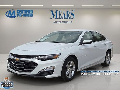 Used 2025 Chevrolet Malibu LS