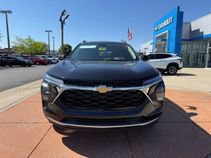 New 2026 Chevrolet Trax LT w/ Driver Confidence Package FWD image 3