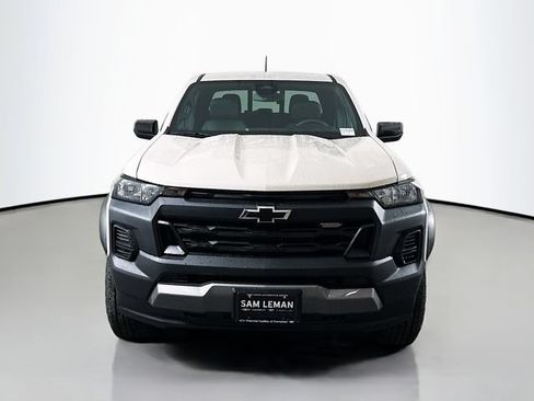 New 2026 Chevrolet Colorado Trail Boss AWD/4WD image 2