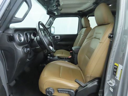 Used 2021 Jeep Wrangler Unlimited Sahara image 20