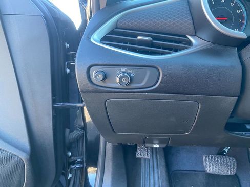 Used 2018 Chevrolet Malibu LS image 14