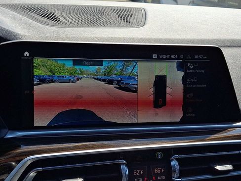 Used 2019 BMW X5 xDrive40i w/ M Sport Package AWD/4WD image 18
