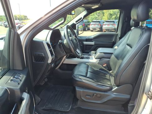 Used 2020 Ford F150 Lariat w/ Equipment Group 502A Luxury AWD/4WD image 10