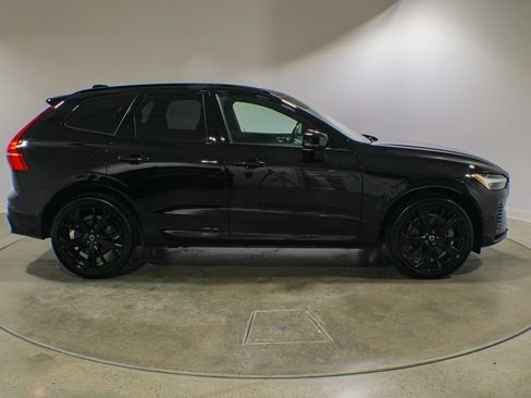 Used 2024 Volvo XC60 T8 Ultimate w/ Protection Package Premier AWD/4WD image 6