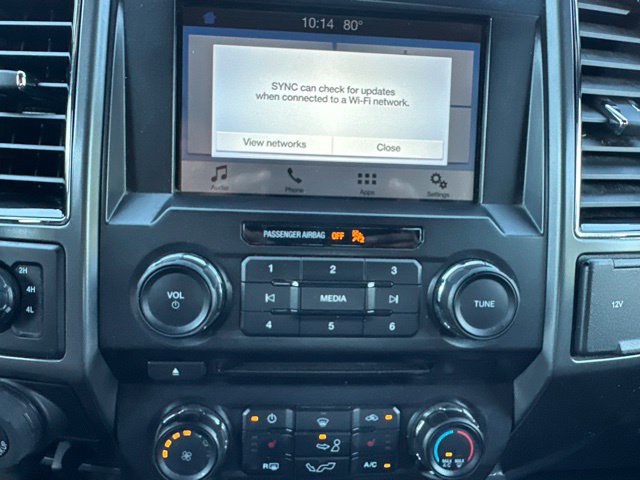 Used 2018 Ford F150 XLT w/ Equipment Group 302A Luxury AWD/4WD image 37