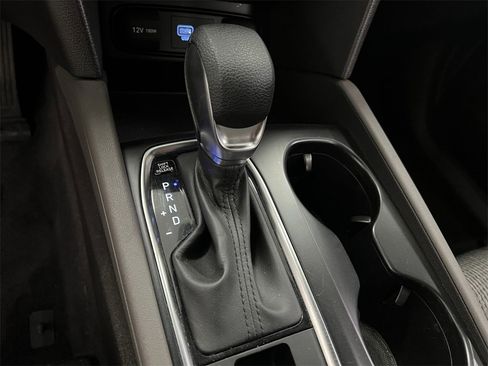 Used 2020 Hyundai Santa Fe SE image 17