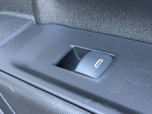 Used 2024 Chevrolet Silverado 3500 W/T image 31