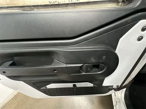 Used 2017 Jeep Wrangler Sport image 14