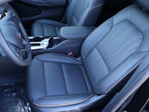 New 2026 Buick Envista Sport Touring FWD image 22