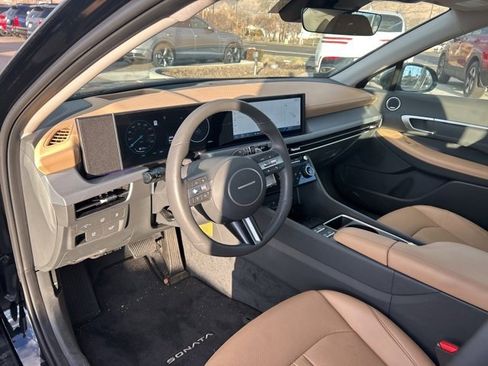 Used 2025 Hyundai Sonata Limited image 10
