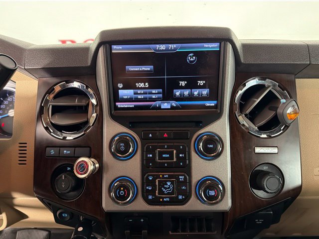 Used 2016 Ford F250 Lariat w/ Lariat Interior Package AWD/4WD image 26