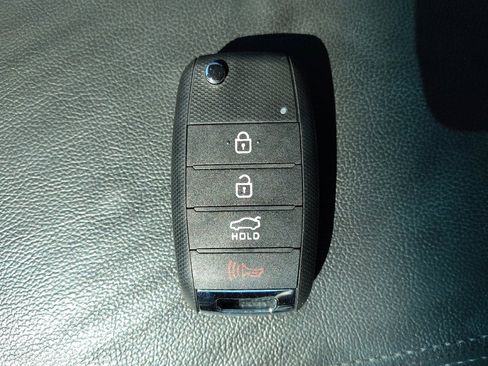 Used 2018 Kia Optima LX FWD image 32