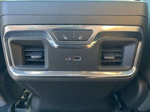 Used 2023 Chevrolet Silverado 1500 High Country w/ High Country Premium Package AWD/4WD image 28