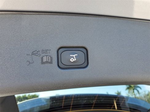 New 2026 Lincoln Nautilus Premier w/ Jet Appearance Package image 6