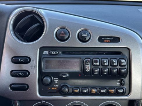 Used 2006 Pontiac Vibe w/ Preferred Package image 16