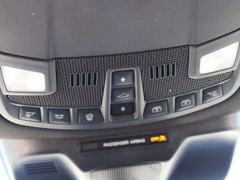 Used 2024 Ford Expedition Limited image 23