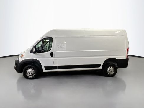 Used 2023 RAM ProMaster 2500 FWD image 9
