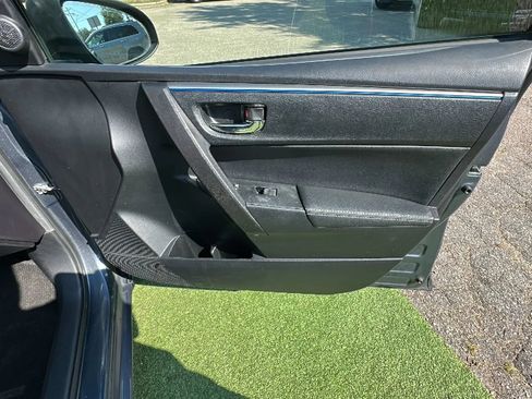 Used 2015 Toyota Corolla S w/ Driver Convenience Package FWD image 15