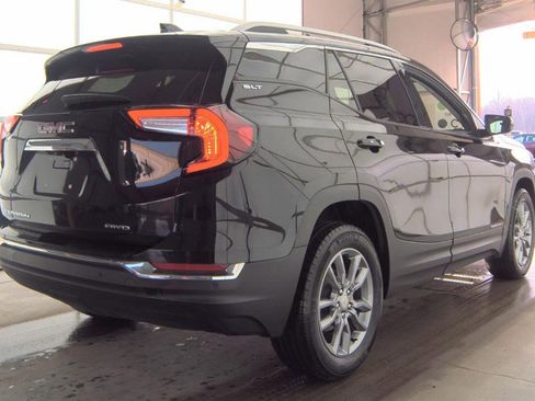 Certified 2024 GMC Terrain SLT w/ Infotainment Package II image 12
