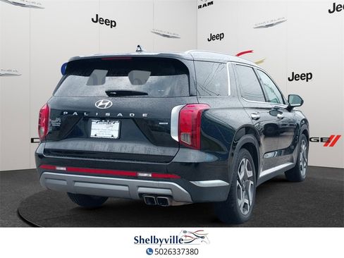 Used 2024 Hyundai Palisade Limited image 4