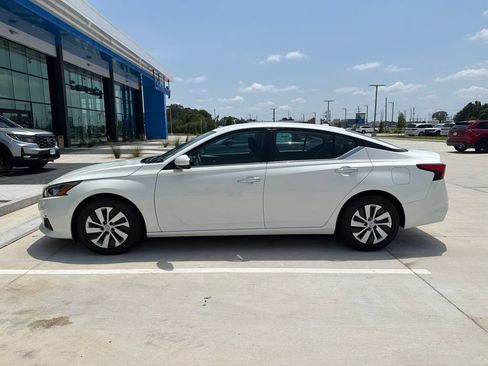 Used 2020 Nissan Altima 2.5 S FWD image 7