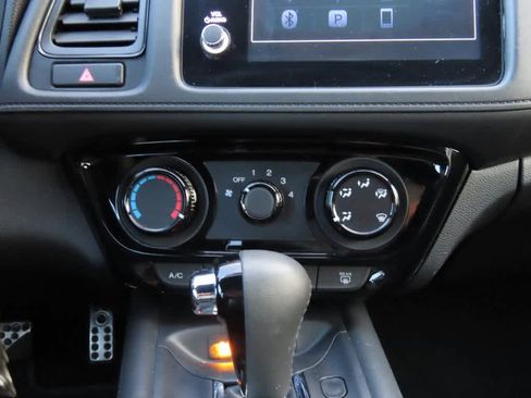 Certified 2019 Honda HR-V Sport image 20