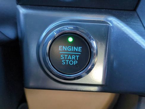 Used 2023 Ford F150 Lariat w/ Equipment Group 502A High image 29