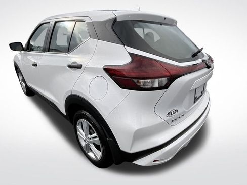 Certified 2025 Nissan Kicks Play S image 21