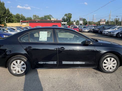 Used 2016 Volkswagen Jetta S FWD image 4