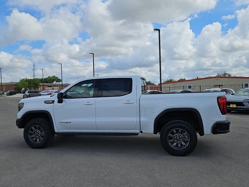 New 2026 GMC Sierra 1500 AT4X image 2
