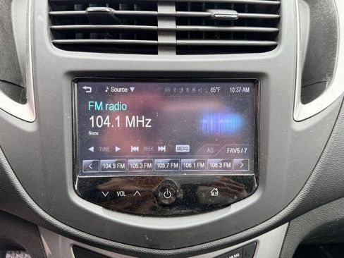 Used 2015 Chevrolet Trax LT w/ LT Plus Package FWD image 19