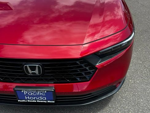 Used 2024 Honda Accord EX image 5