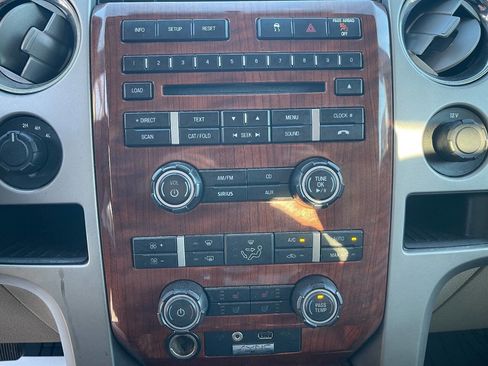 Used 2010 Ford F150 Lariat image 18