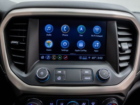 Used 2023 GMC Acadia Denali w/ Denali Ultimate Package AWD/4WD image 29