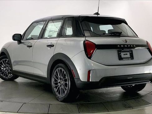New 2026 MINI Cooper 4-Door Hardtop image 2
