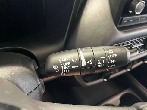 Certified 2025 Honda HR-V Sport image 23