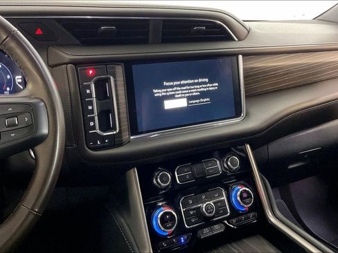 Used 2023 GMC Yukon Denali image 9