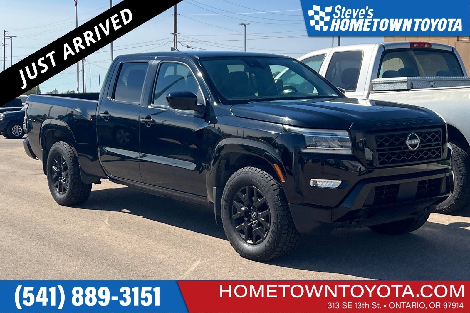 Used 2023 Nissan Frontier SV AWD/4WD image 1