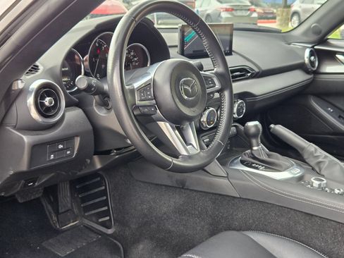 Used 2025 MAZDA MX-5 Miata RF Grand Touring RWD image 12