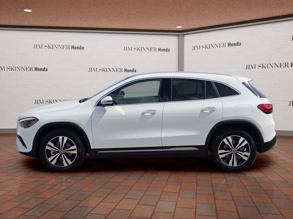 Used 2024 Mercedes-Benz GLA 250 image 13