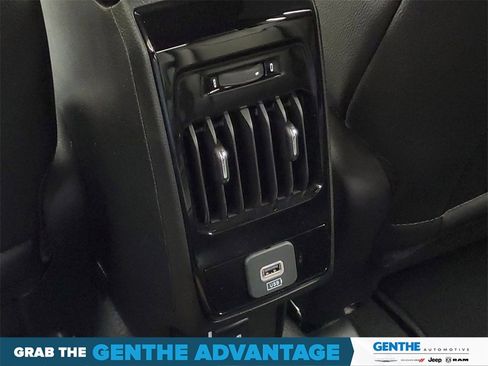 Used 2026 Jeep Compass Limited image 27