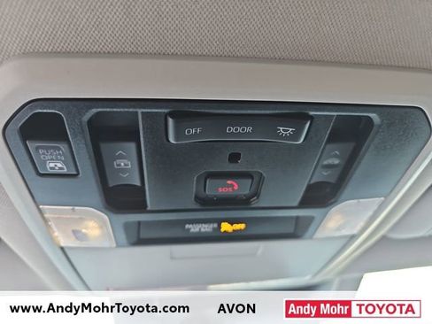 Used 2024 Toyota Tundra Limited image 28