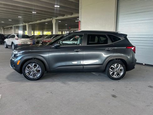 Used 2024 Kia Seltos S FWD image 2