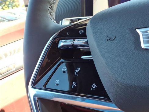 New 2026 Cadillac Escalade Luxury w/ LPO, Floor Liner Package image 20