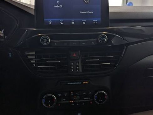 Used 2023 Ford Escape ST-Line image 22