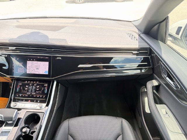 Used 2026 Audi Q8 Premium Plus AWD/4WD image 18