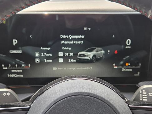 Used 2025 Nissan Kicks SR FWD image 15