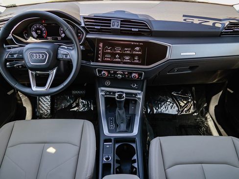 Used 2025 Audi Q3 2.0T Premium w/ Convenience Package AWD/4WD image 14