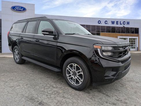 New 2025 Ford Expedition Max Active image 1