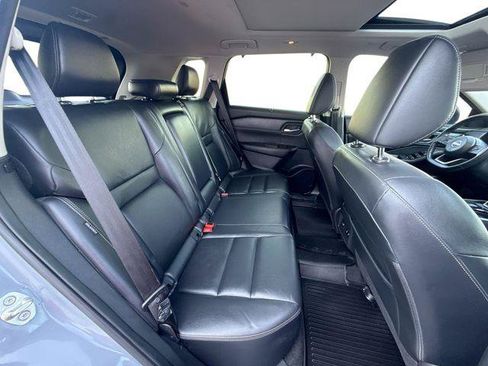 Used 2024 Nissan Rogue SL w/ SL Premium Package FWD image 24